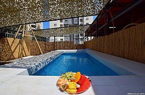 מתחם מיקונוס נתניה