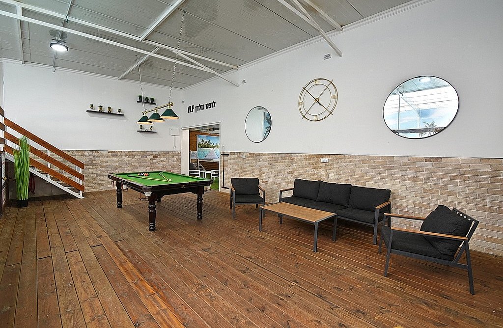 לופט גולדן VIP