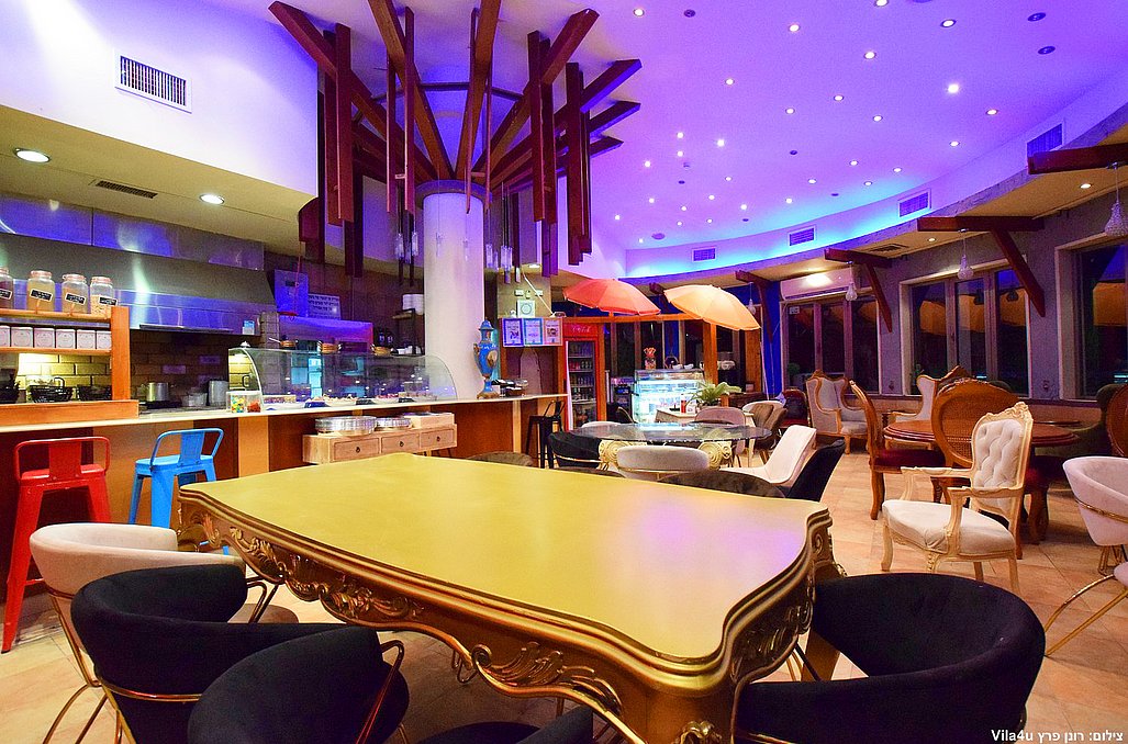 המרפסת הלבנה