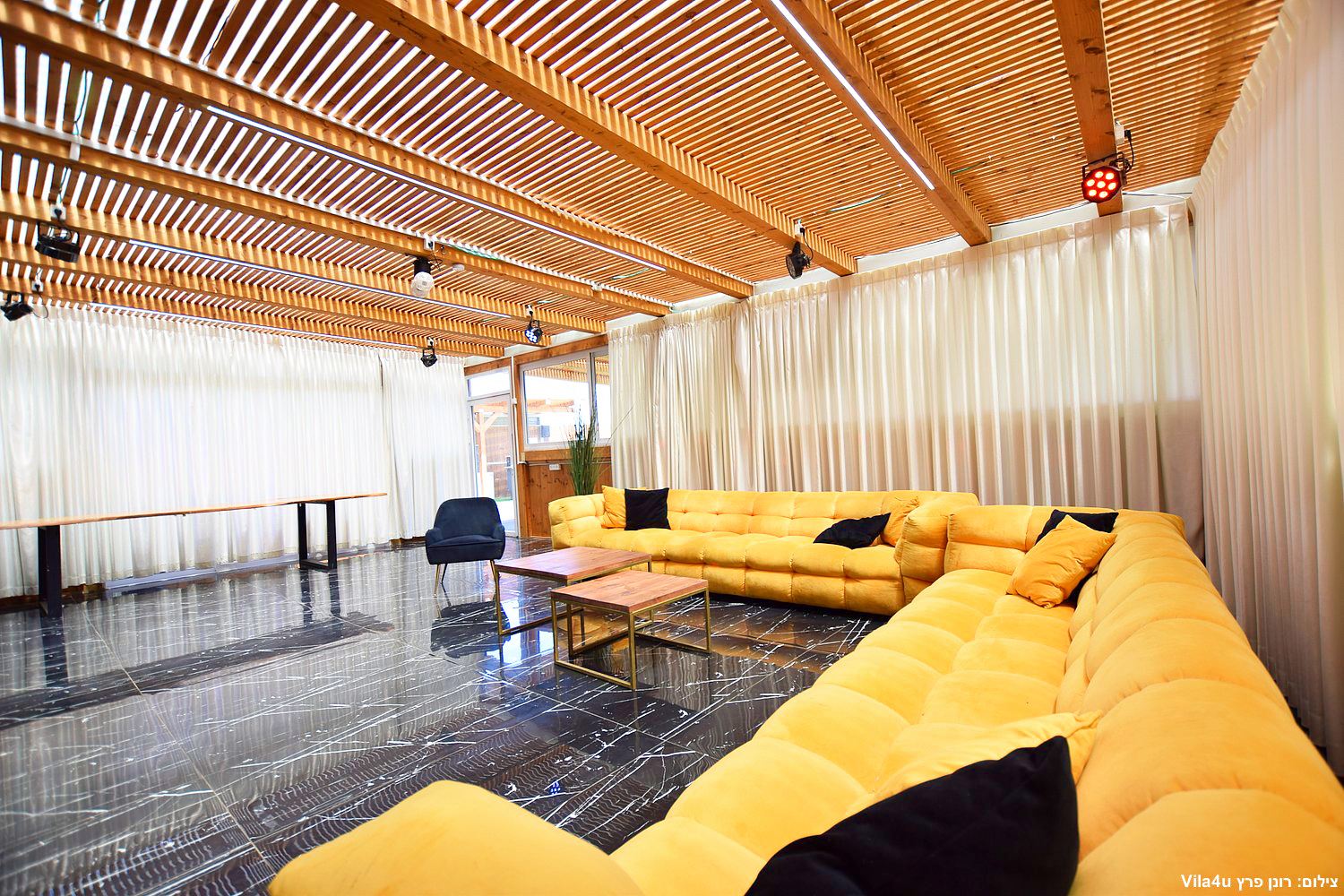 שירה בחווה איוונט