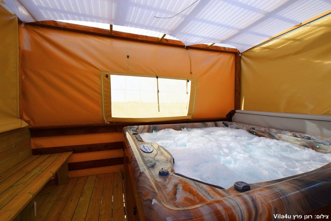 ליידיס פול בעזריקם