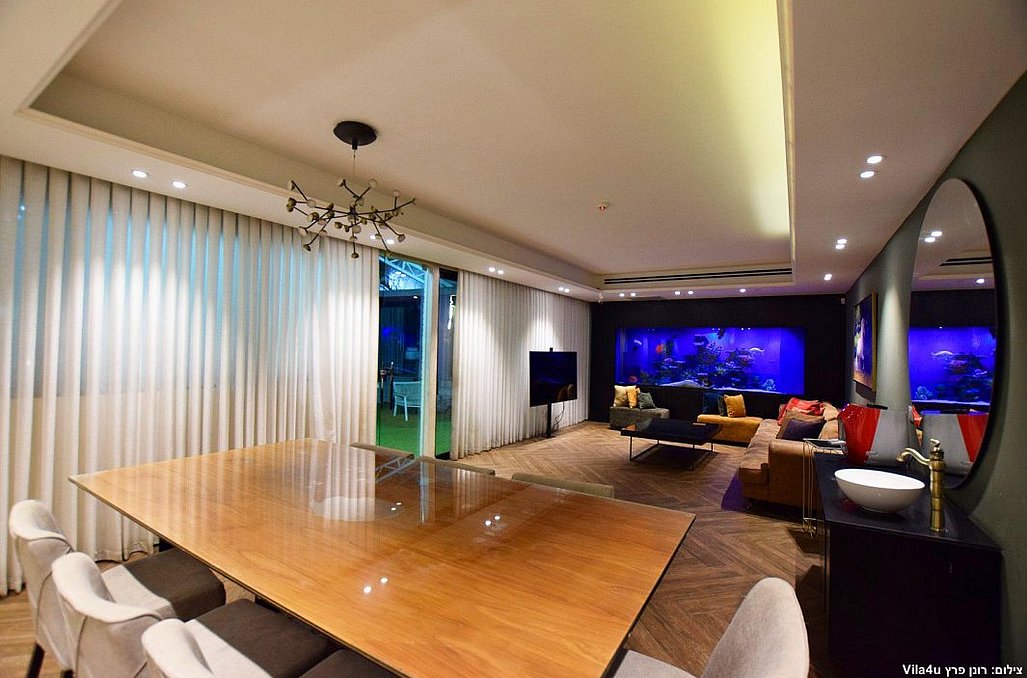 בית האצילים איוונטס