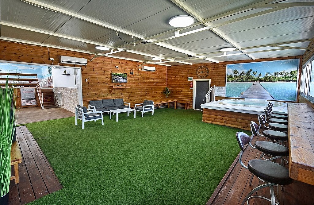 לופט גולדן VIP