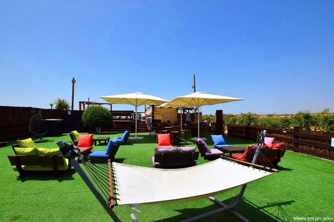 ליידיס פול בעזריקם