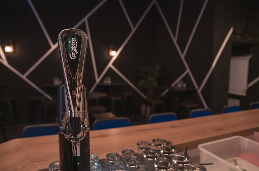 שוגה בר - לאירועים פרטיים עד 100 איש