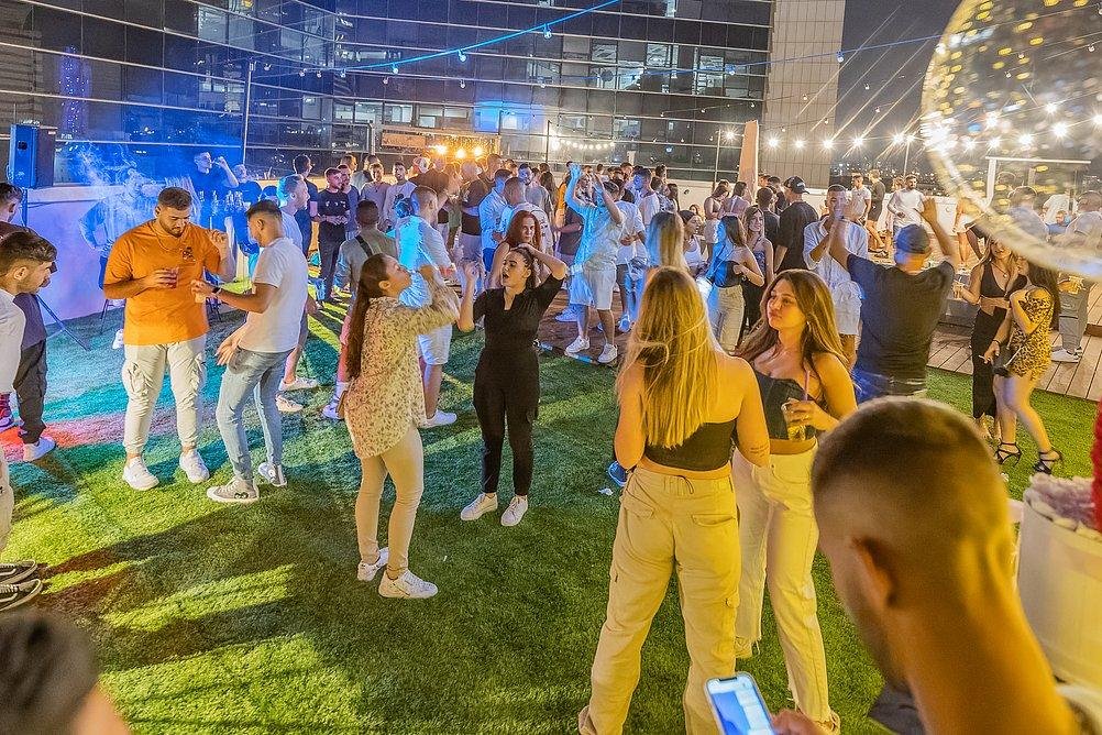 אלמאגו רוף תל אביב