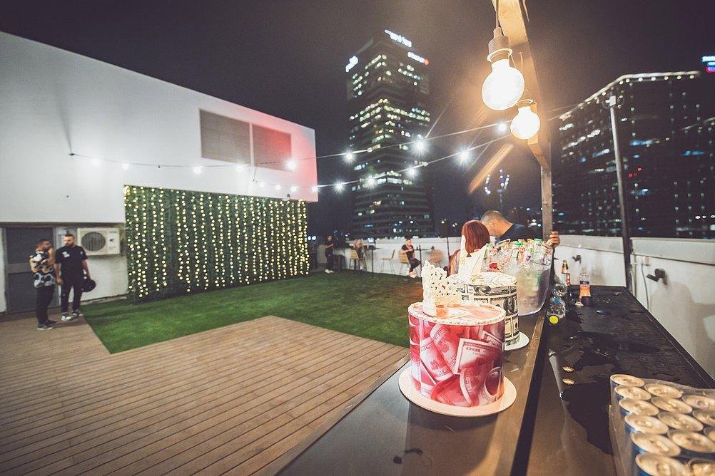 אלמאגו רוף תל אביב