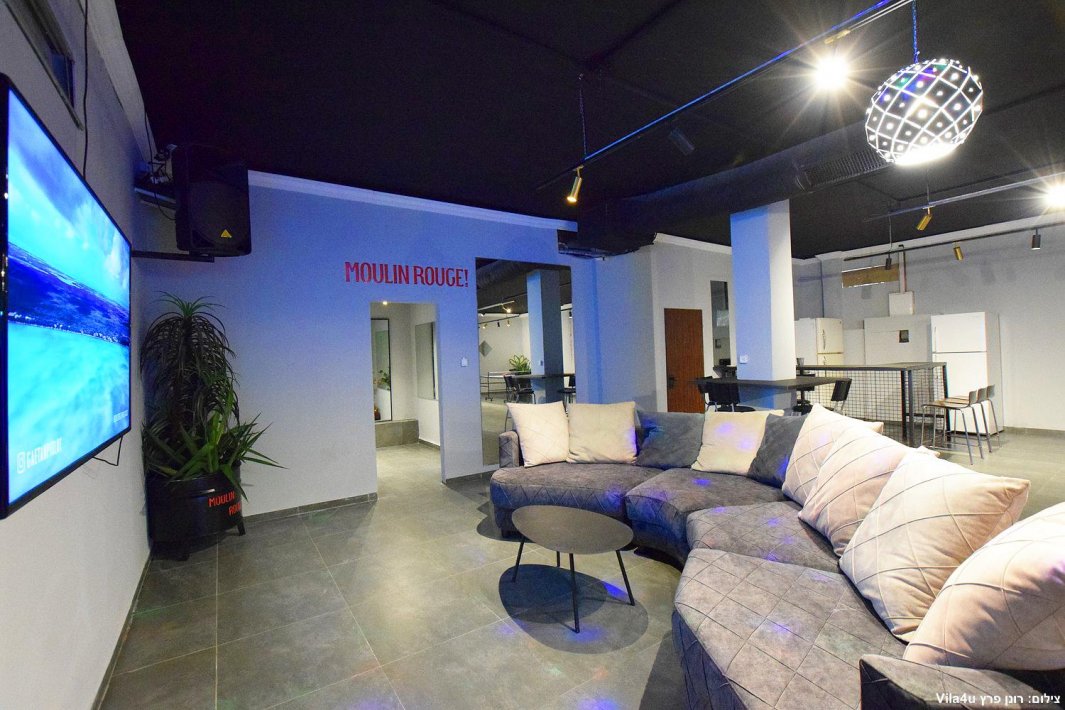 מתחם מולין רוז