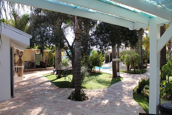 וילה בתלמים