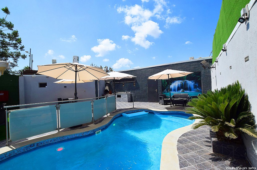 לופט פארדייס בכפר