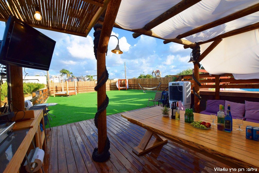 ליידיס פול בעזריקם