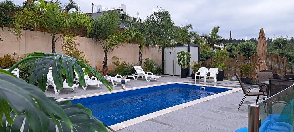 החצר של דוד - מתחם אירועים עם בריכת שחייה