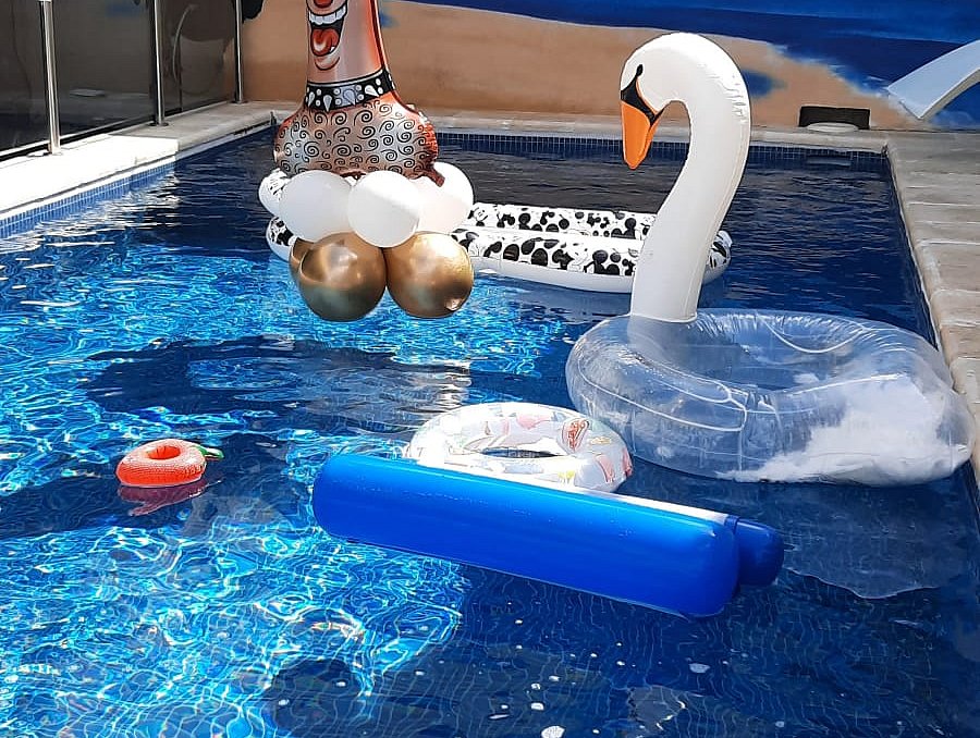 החצר בטיילת - מתחם אירועים על הים