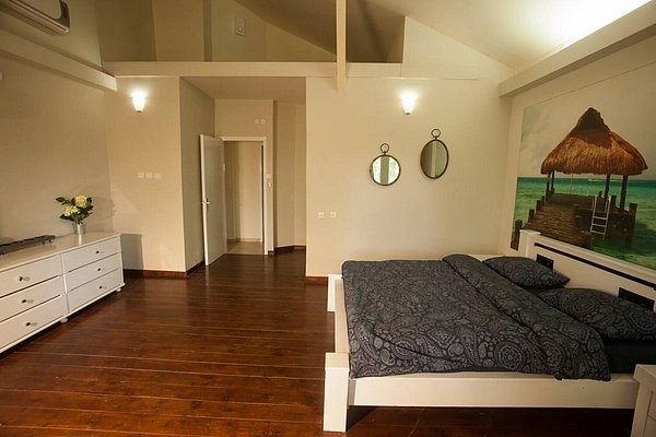 וילה בתלמים