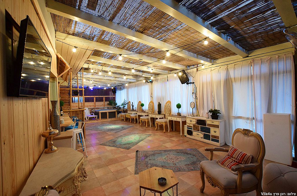 המרפסת הלבנה