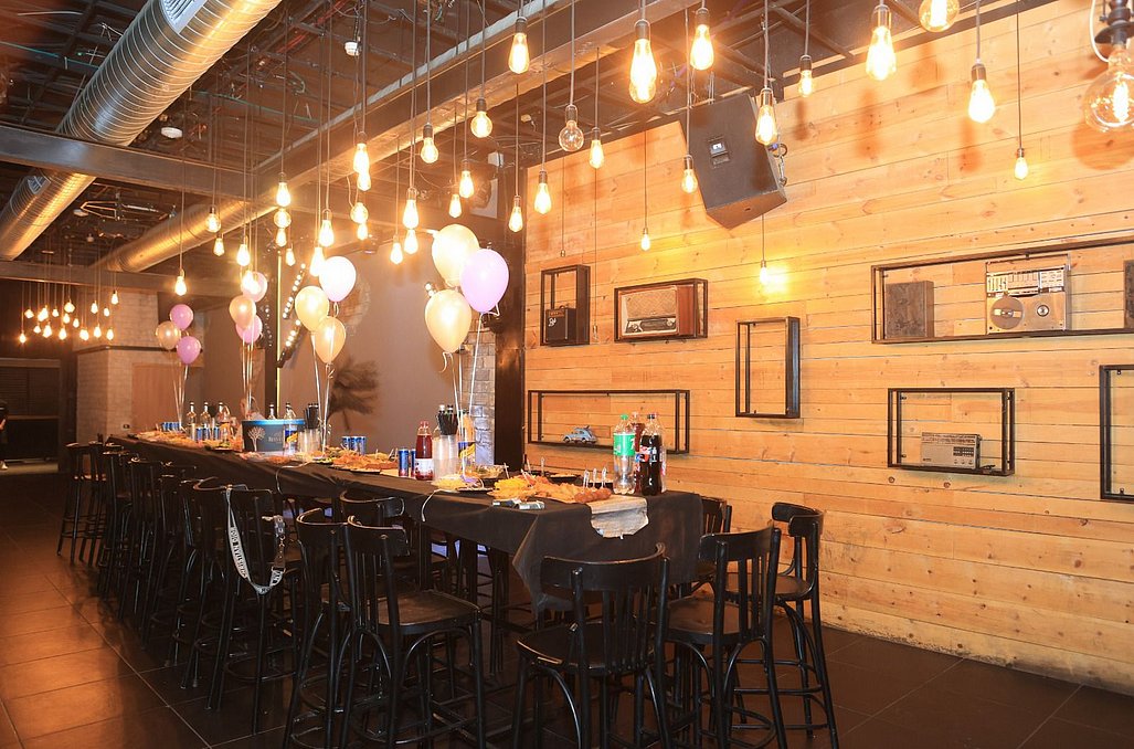 דה בוקס - The Box