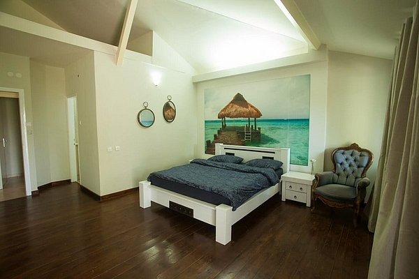 וילה בתלמים