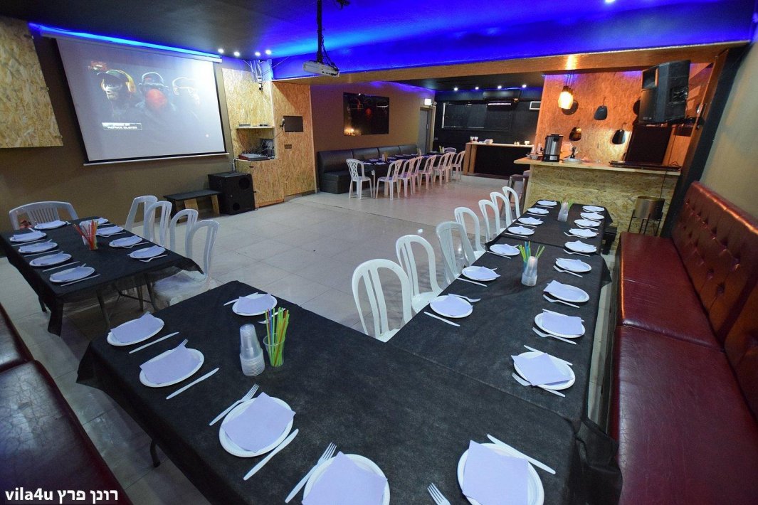 לופט פארטי האוס