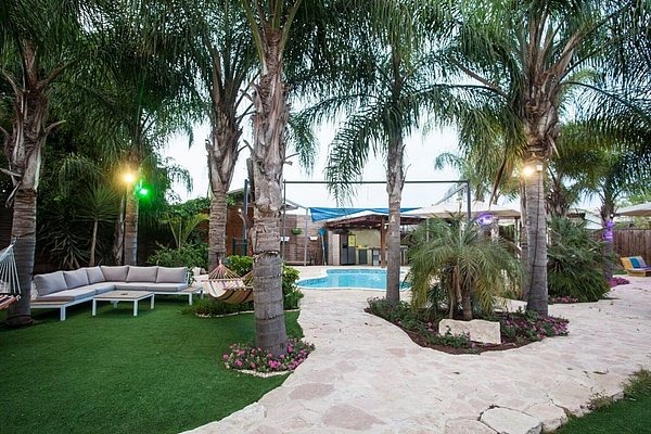 וילה בתלמים