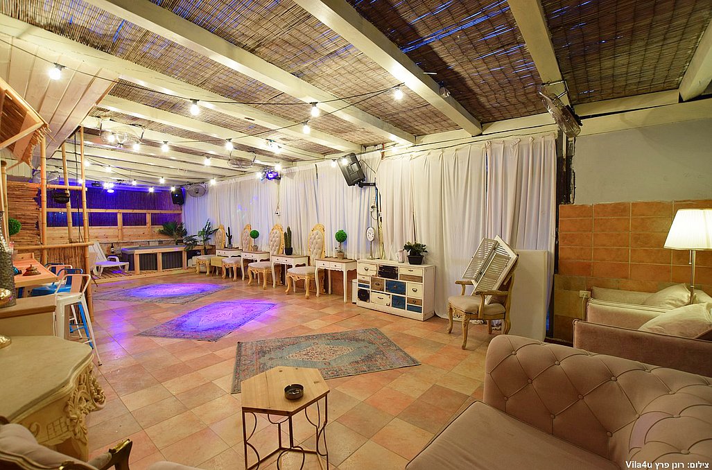 המרפסת הלבנה