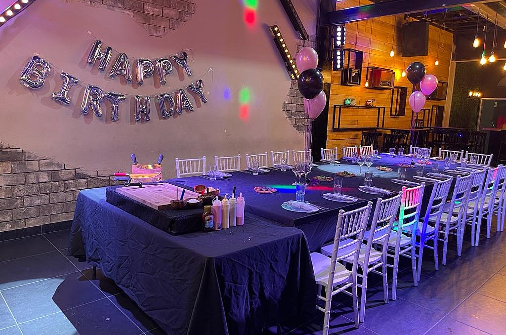 דה בוקס - The Box