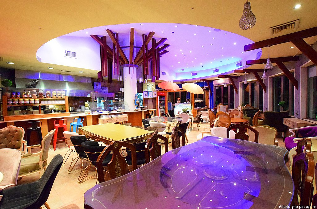 המרפסת הלבנה