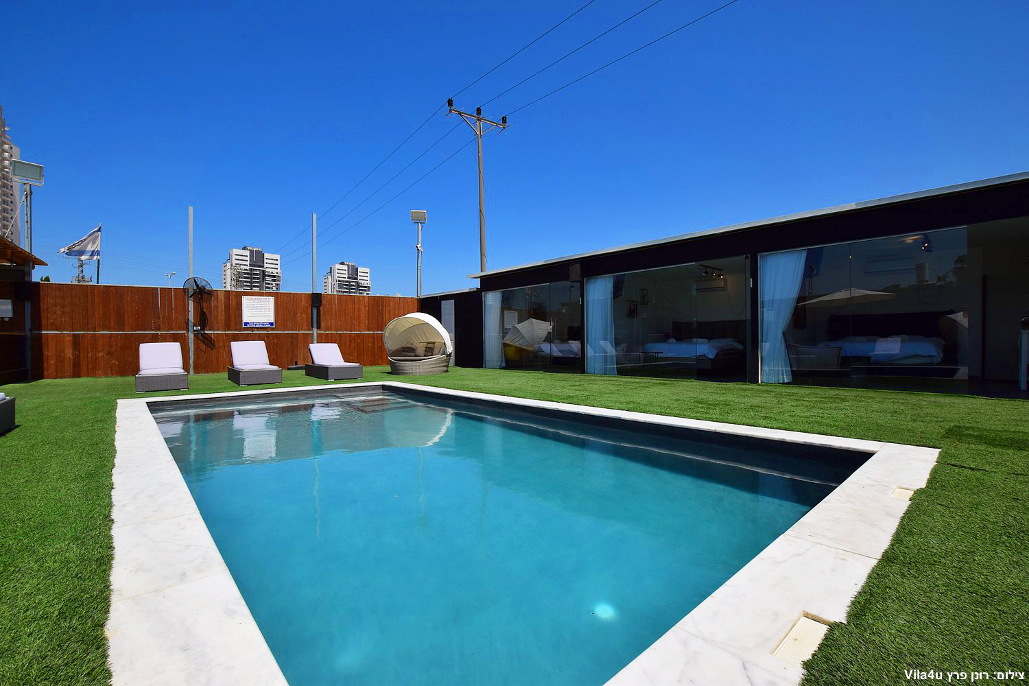 שירה בחווה איוונט