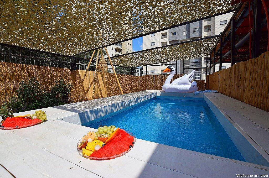 מתחם מיקונוס נתניה