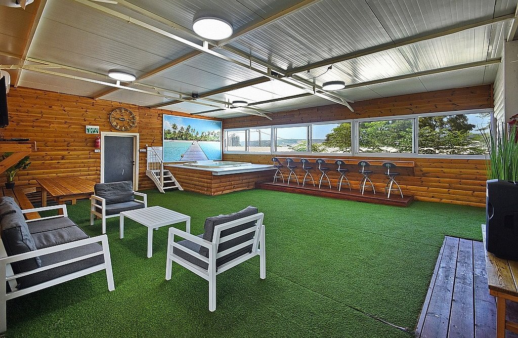 לופט גולדן VIP