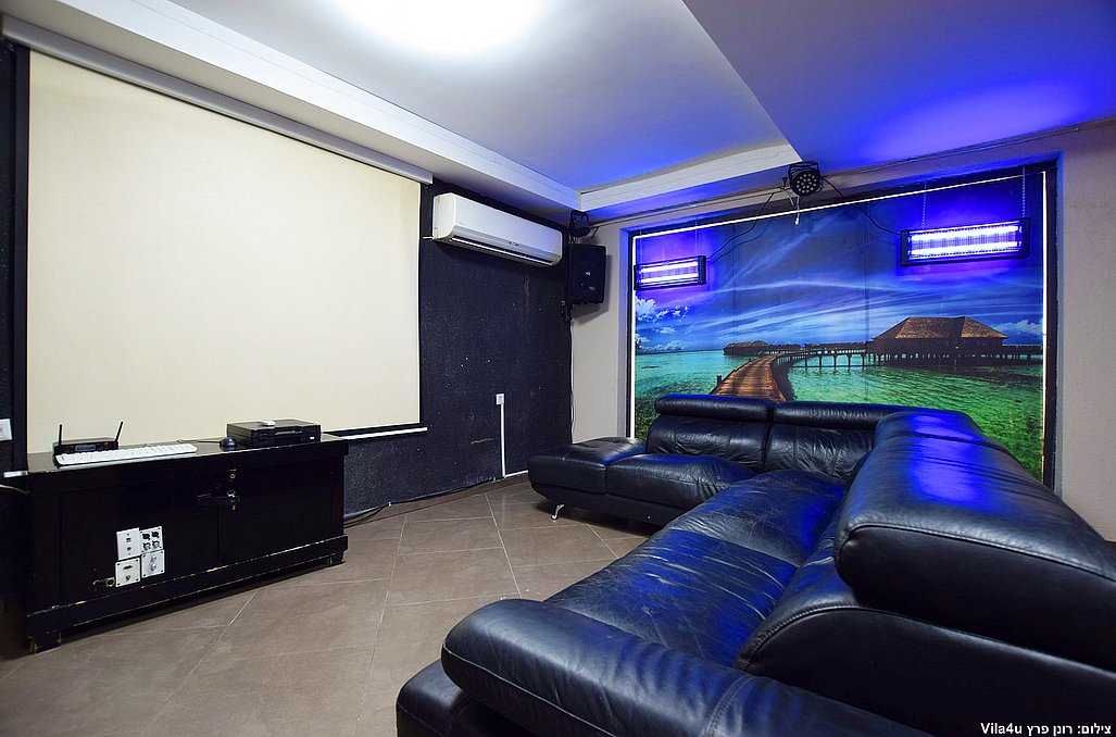 לופט פארדייס בכפר