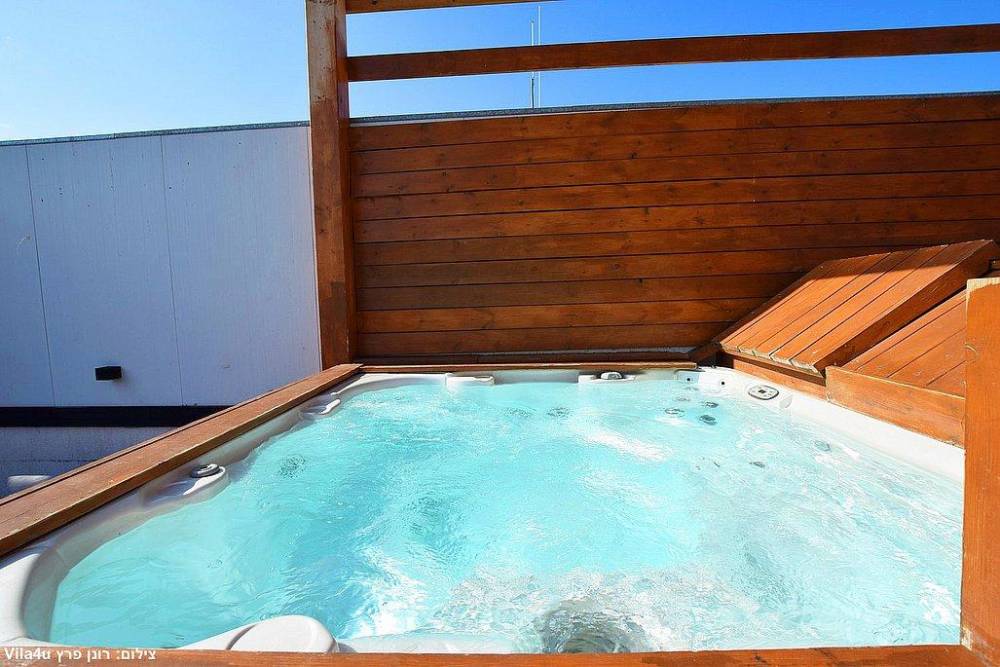 סאנרייז על גג העולם