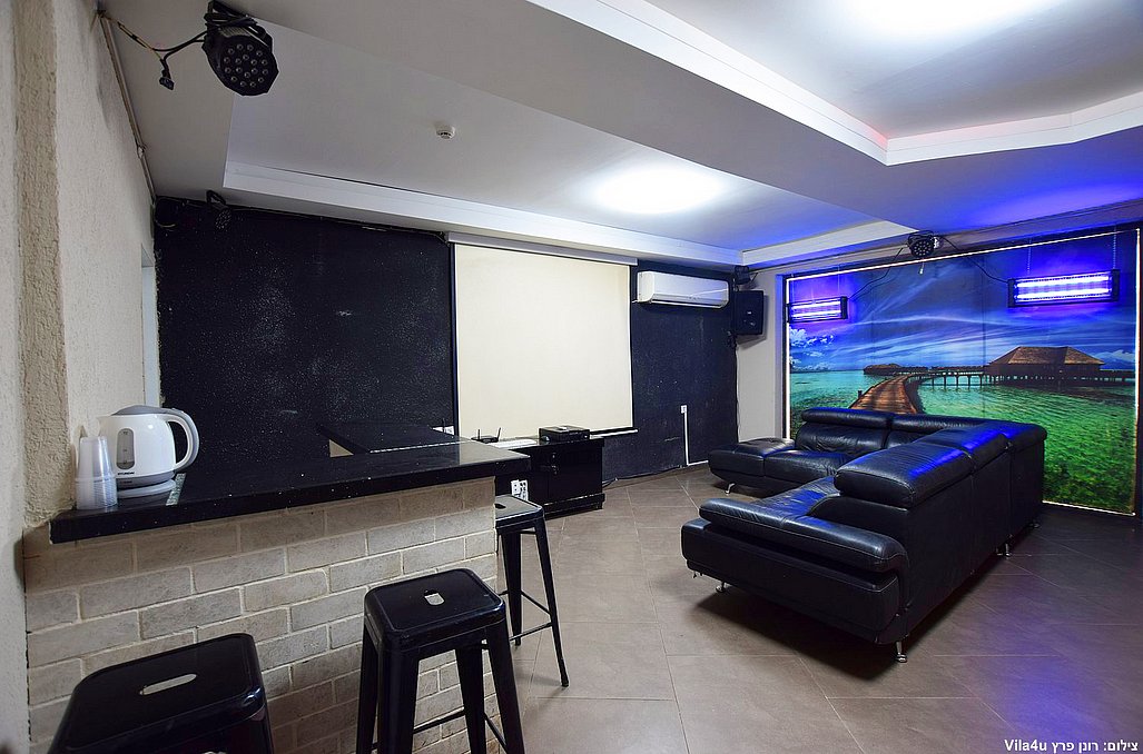 לופט פארדייס בכפר