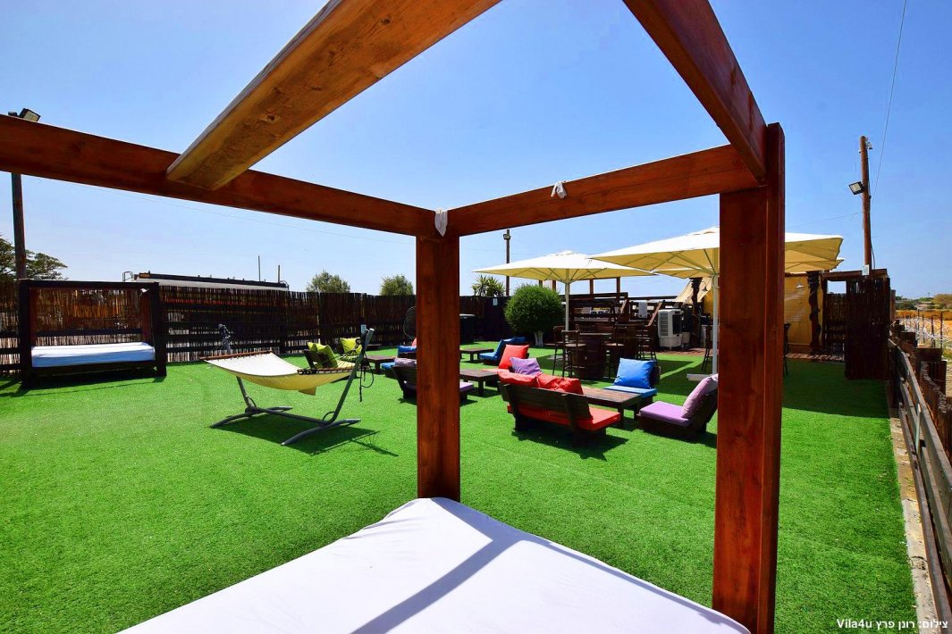 ליידיס פול בעזריקם