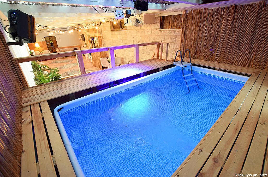 המרפסת הלבנה